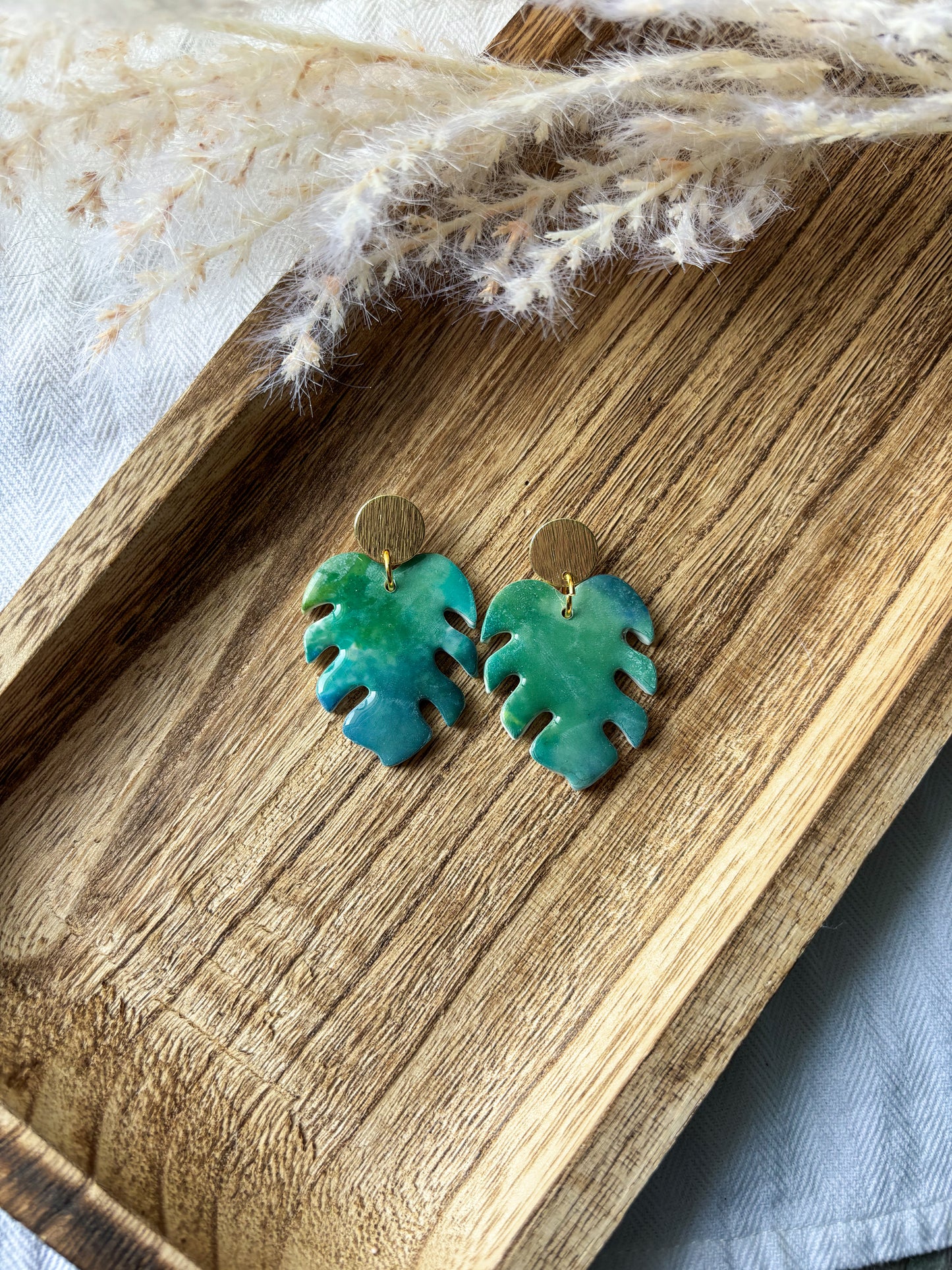 Layla || Green Watercolor